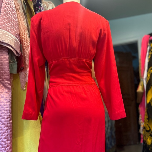 Vintage “Executive” Dress - Picture 6 of 13